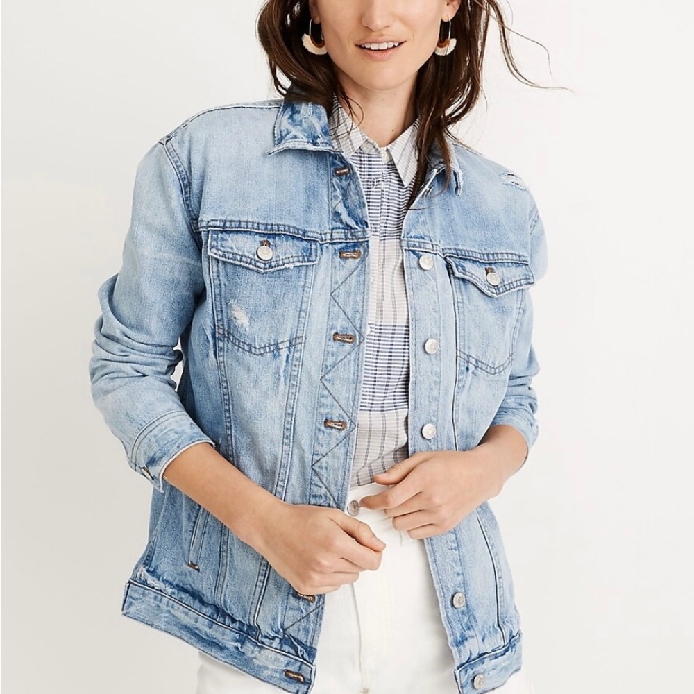 🦋The Oversized Jean Jacket: Distressed Edition 🦋